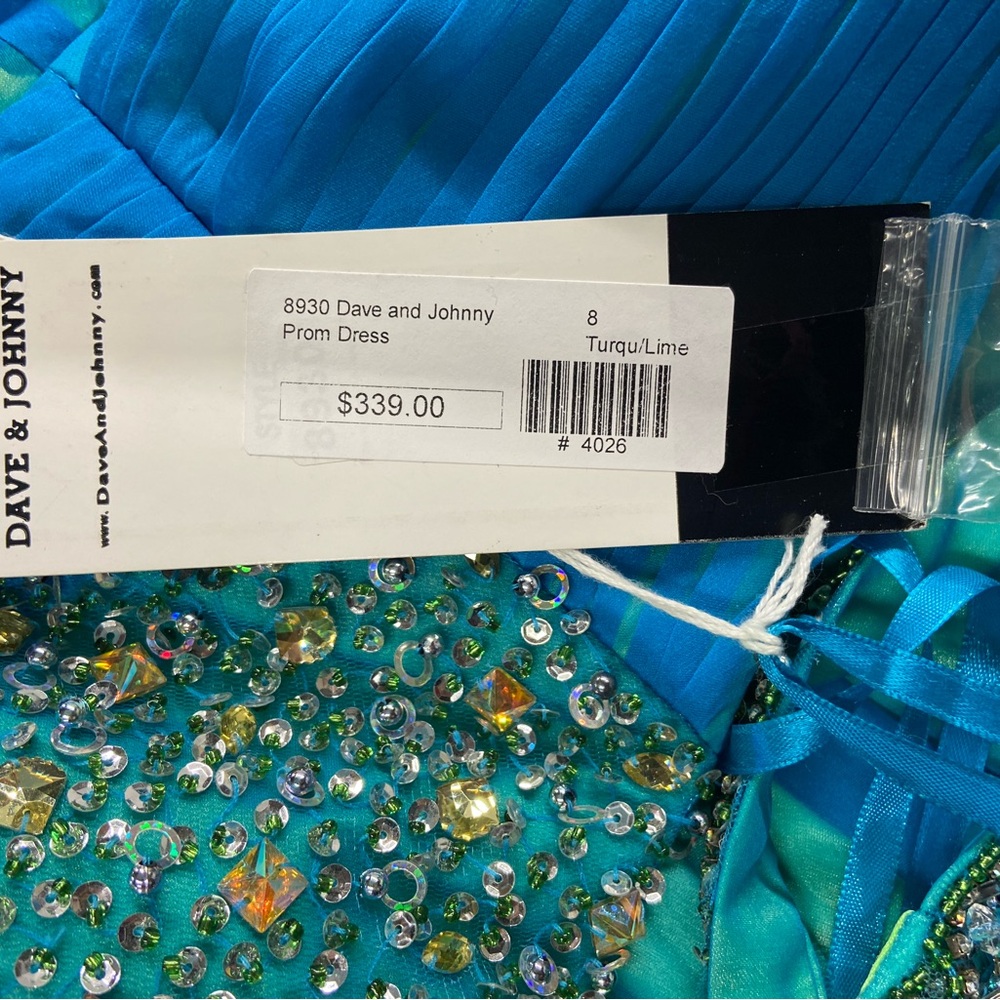 NWT Dave & Johnny dress. Size 8 - Picture 4 of 4